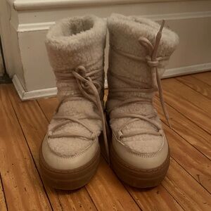 & other stories Sherpa lace up winter boots